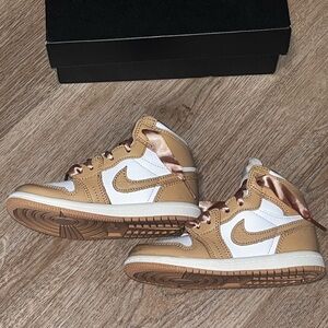 NWT Nike Air Jordan 1 Retro High OG TD Praline White 9C Toddler